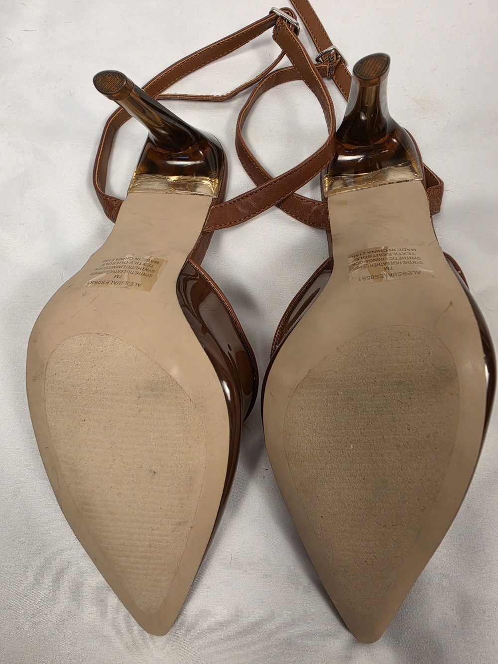 Steve Madden Alessi Tan Brown Patent Vinyl Two Piece Pointed Toe Heels Size 7M - Picture 4 of 6